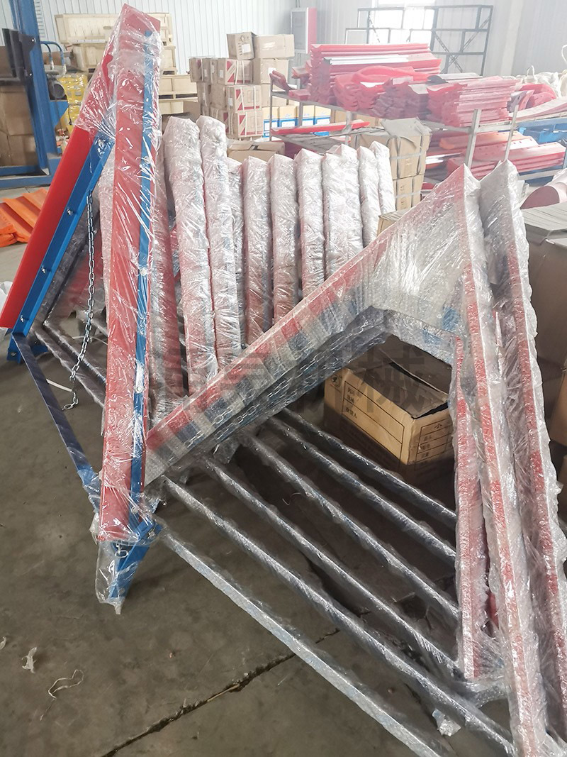 空段聚氨酯清掃器